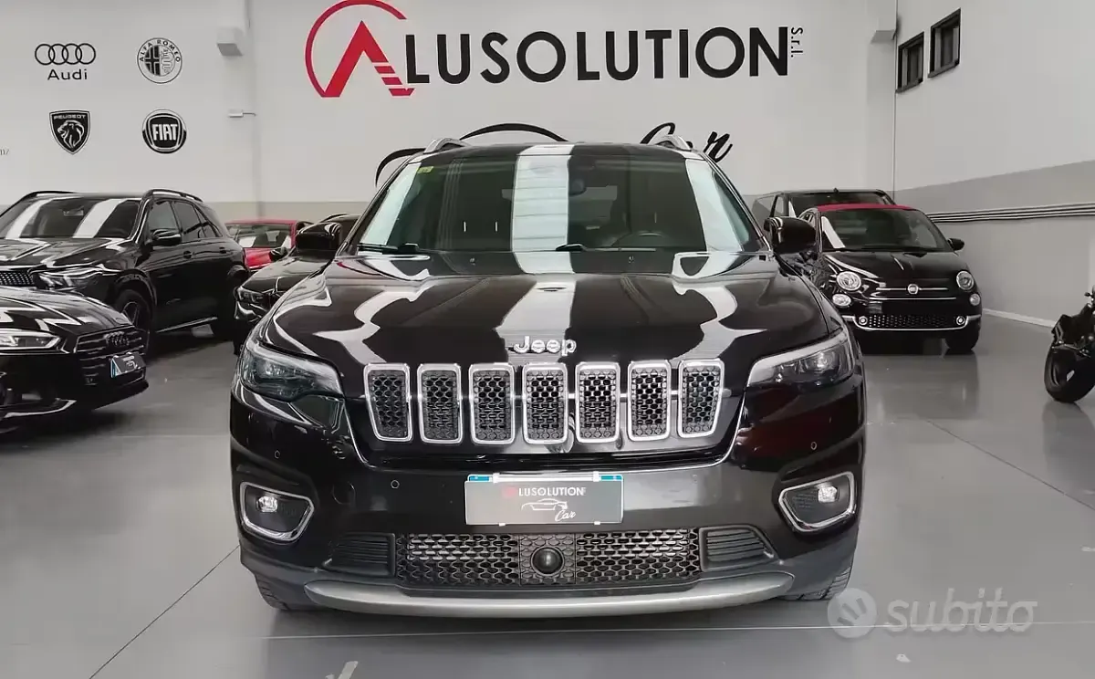 Occasion Jeep Cherokee Overland 194 ch (142 kW) 2019 Noir SUV