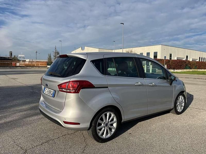 Begagnad Ford B-MAX Titanium X 75 HK (55 kW) 2017 Minibuss