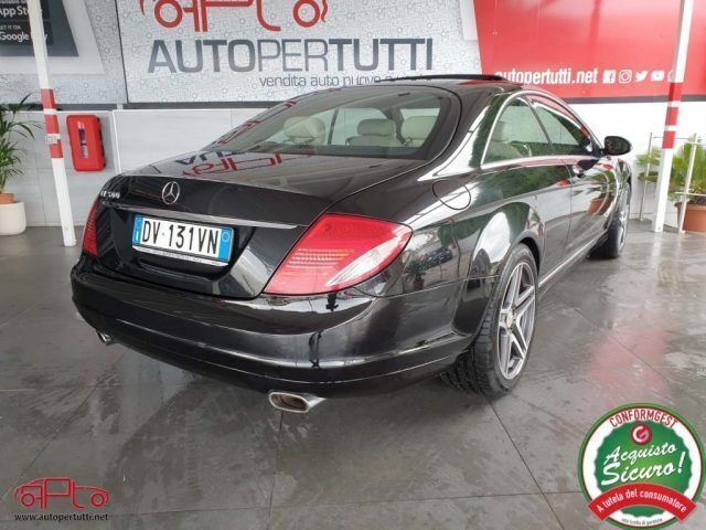 Usata Mercedes CL500 388 CV (285 kW) 2009 Nero Coupé