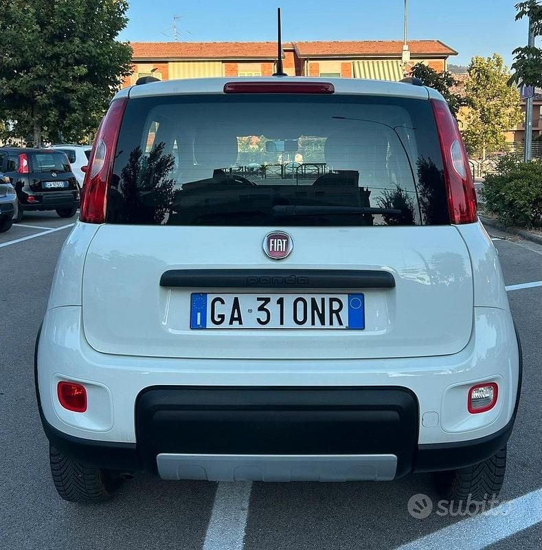 Usata Fiat Panda 4x4 85 CV (62 kW) 2020 Bianco Utilitaria