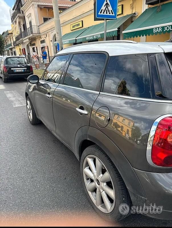 Usata Mini Countryman 122 CV (89 kW) 2011 Grigio SUV