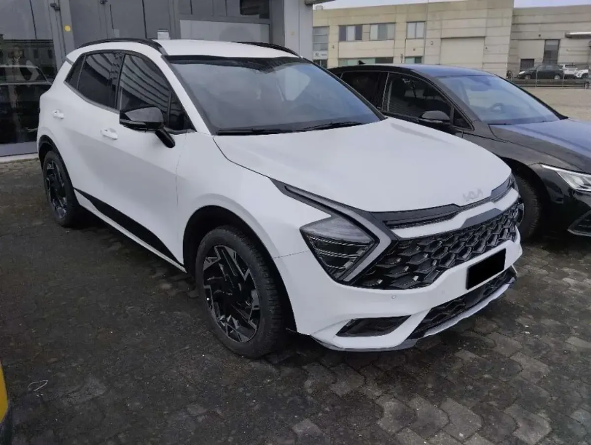 Usata Kia Sportage GT-Line 136 CV (100 kW) 2023 Bianco SUV