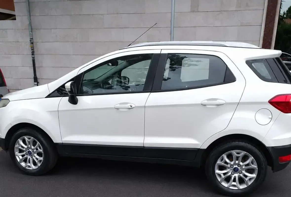 Usata Ford Ecosport Titanium 95 CV (69 kW) 2017 Bianco SUV