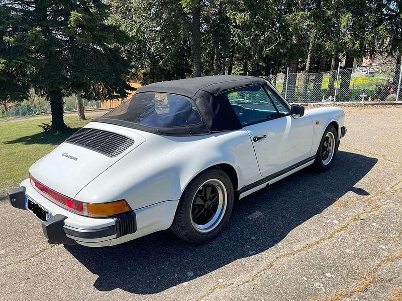 Usata Porsche 911 231 CV (169 kW) 1985 Bianco Cabrio