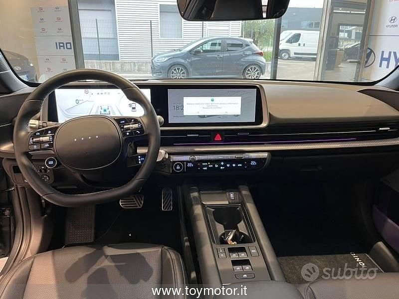 Usata Hyundai Ioniq 6 80 kW (110 CV) 2025 Grigio Berlina