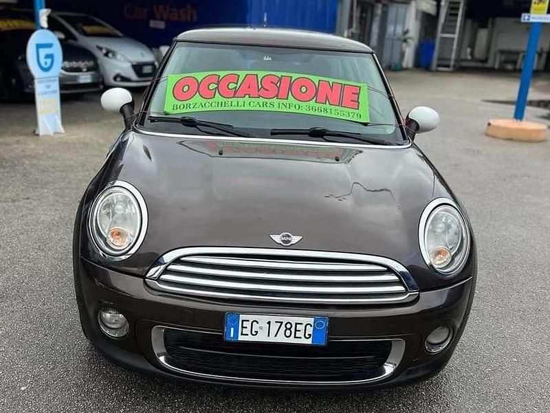 Usata Mini One D 90 CV (66 kW) 2011 Marrone Utilitaria