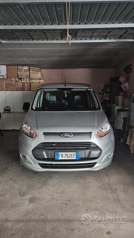Usata Ford Transit 115 CV (84 kW) 2015 Grigio Station wagon