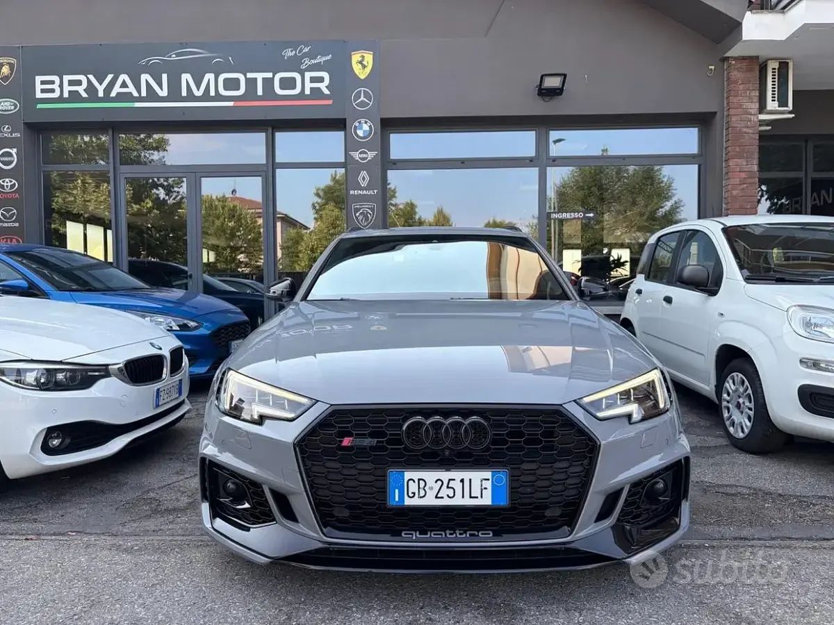 Usata Audi RS4 450 CV (330 kW) 2019 Grigio Station wagon