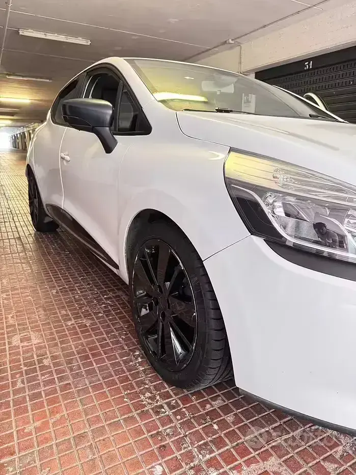 Usata Renault Clio IV 90 CV (66 kW) 2013 Bianco Berlina