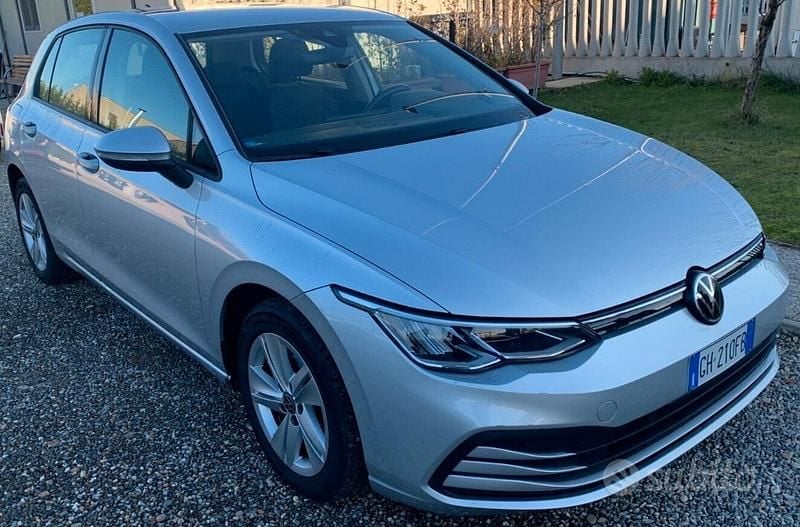 Usata VW Golf VII Style 116 CV (85 kW) 2021 Grigio Utilitaria