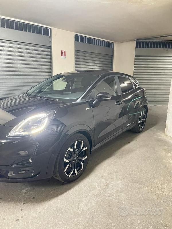 Nero Usata 2023 Ford Puma ST-Line X Berlina | 16.500 € (Ottimo prezzo) - Immagine 1/4
