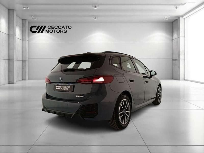 Nuova BMW 225 Active Tourer M Sport 245 CV (180 kW) 2025 Skyscraper grey metallic Monovolume