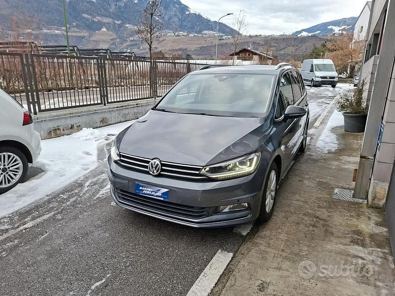 Usata VW Touran Highline 150 CV (110 kW) 2016 Grigio Monovolume