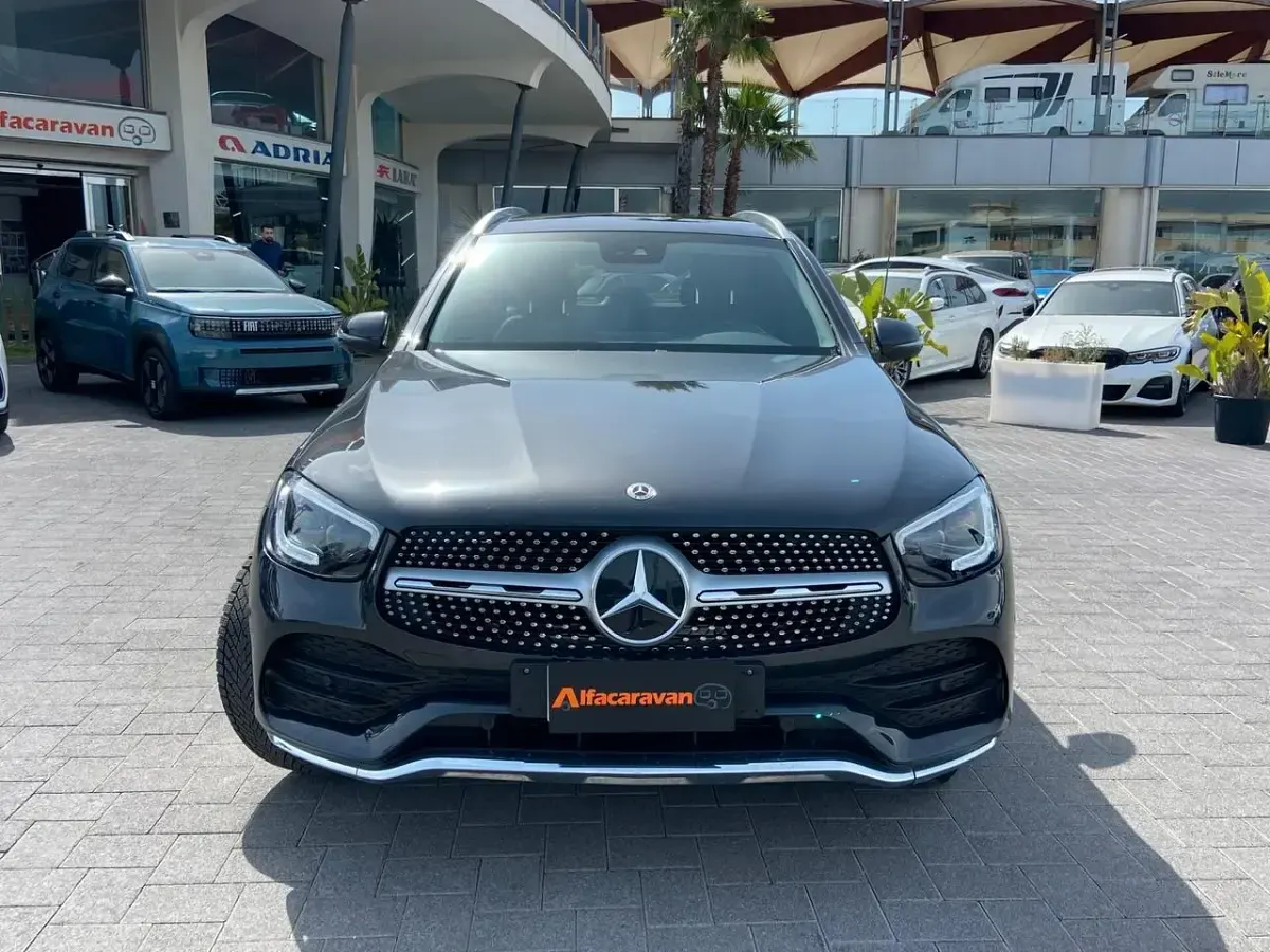 Usata Mercedes GLC300e Premium 211 CV (155 kW) 2020 Grigio SUV