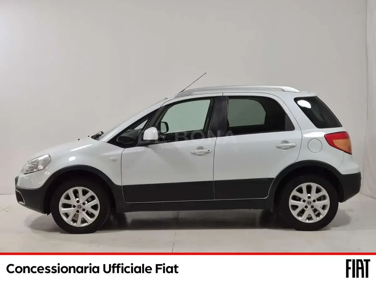 Usata Fiat Sedici Emotion 135 CV (99 kW) 2011 Bianco SUV