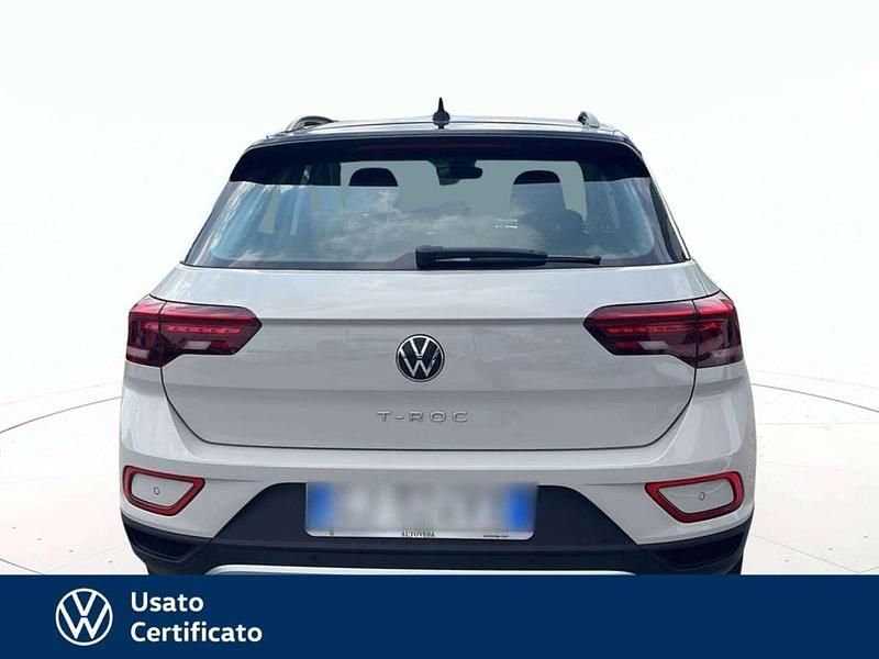 Usata VW T-Roc Life 110 CV (80 kW) 2022 Grigio SUV