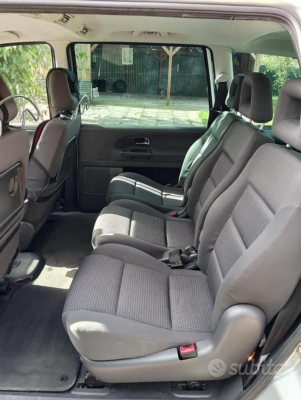 Usata VW Sharan 150 CV (110 kW) 2005 Grigio Monovolume