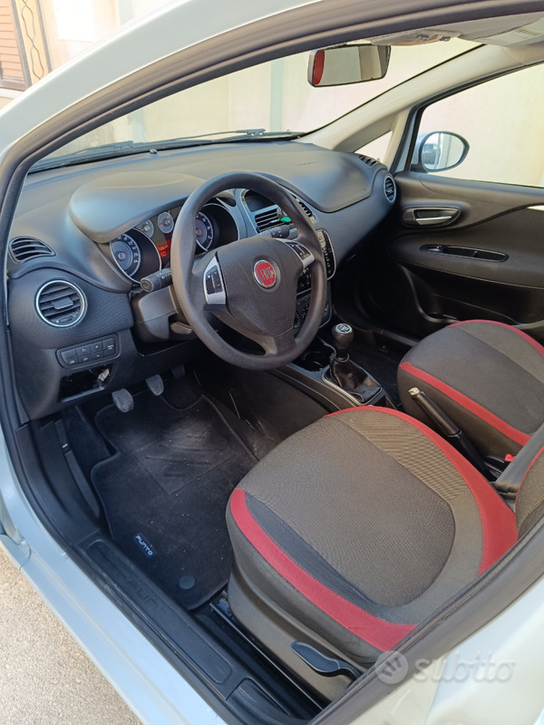 Usato 2014 Fiat Punto Evo 1.2 Diesel 75 CV (5.800 €)