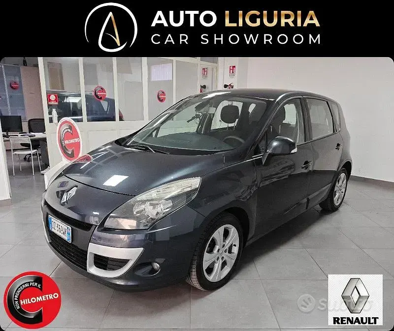 Usata Renault Scénic III Dynamique 110 CV (80 kW) 2010 Monovolume