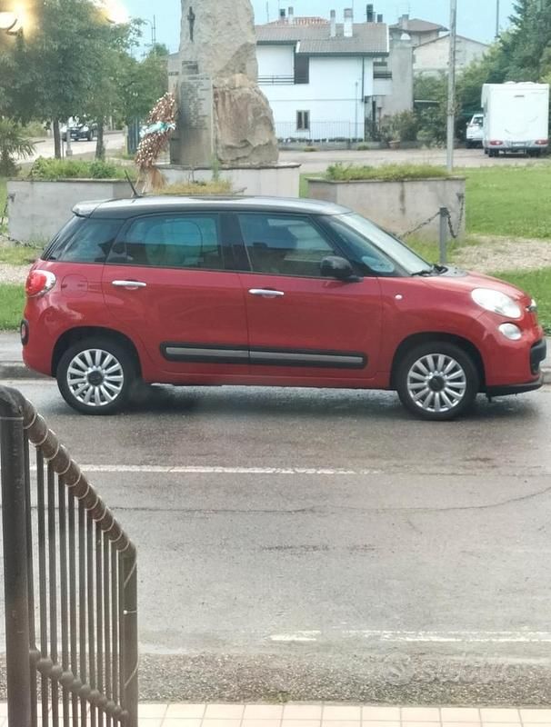 Usata Fiat 500L 105 CV (77 kW) 2016 Rosso Monovolume