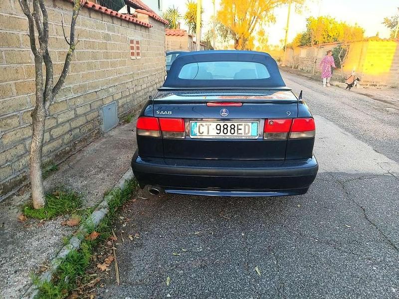 Usata Saab 9-3 Cabriolet Anniversary 150 CV (110 kW) 2002 Blu/azzurro Cabrio