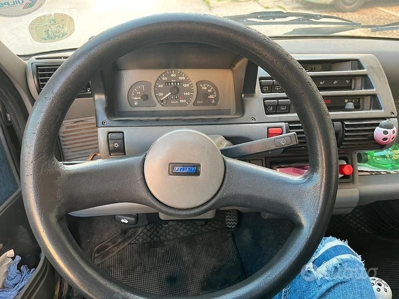 Usata Fiat Cinquecento 39 CV (28 kW) 1996 Grigio Utilitaria