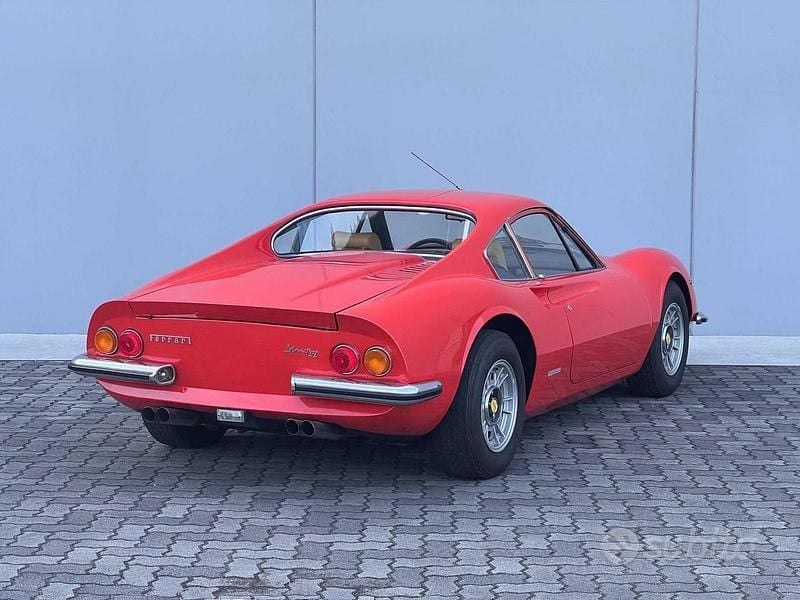 Usata Ferrari Dino 246 1970 Rosso Coupé