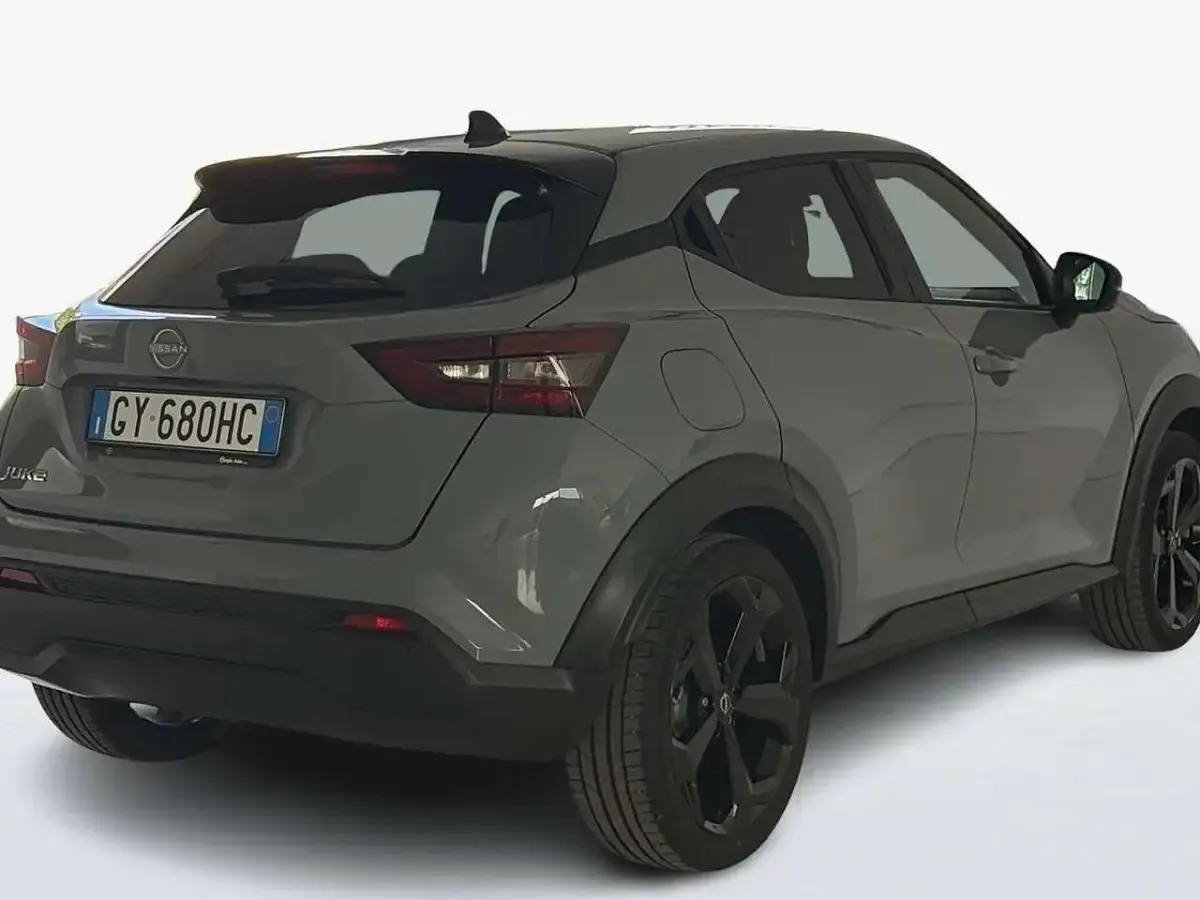 Usata Nissan Juke Tekna 114 CV (83 kW) 2025 Grigio SUV