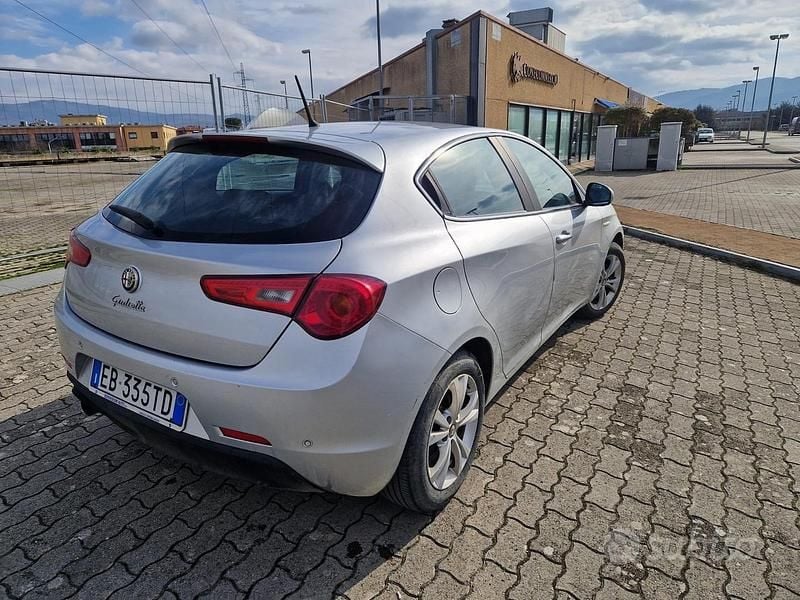 Usata Alfa Romeo Giulietta 2010 Grigio Berlina