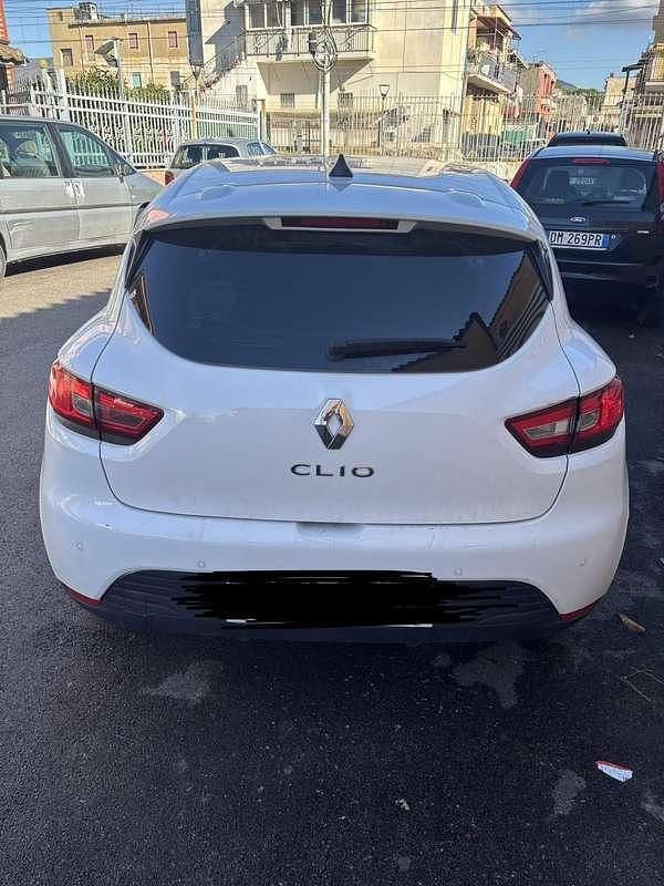 Usata Renault Clio IV 75 CV (55 kW) 2014 Berlina