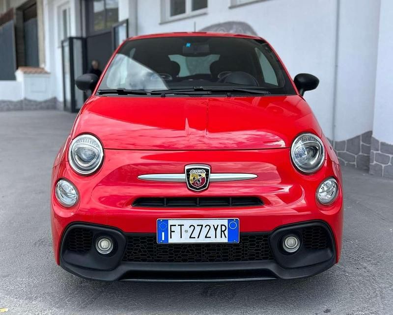 Usata Abarth 595 Pista 160 CV (117 kW) 2018 Rosso Utilitaria