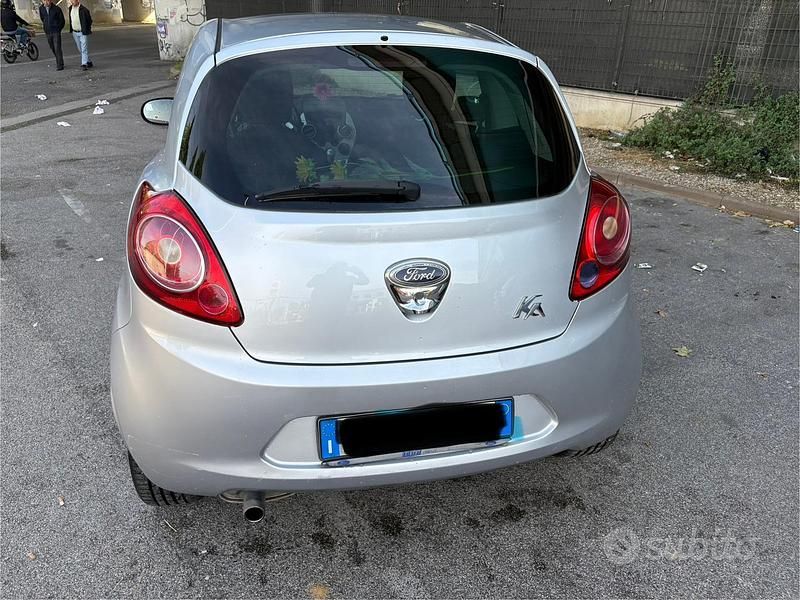 Usata Ford Ka Titanium 69 CV (50 kW) 2013 Utilitaria