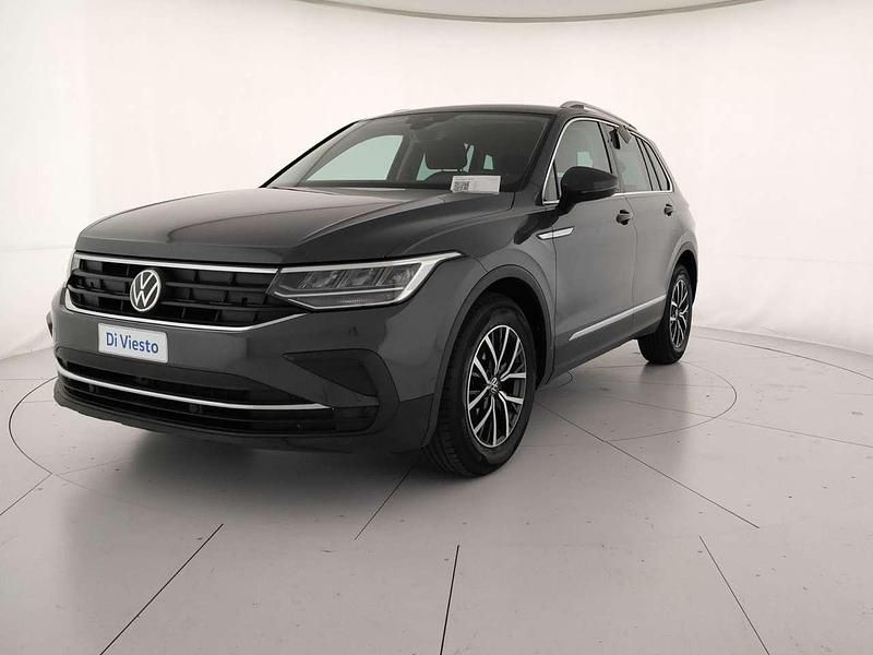 Dolphin grey metallizzato Usata 2021 VW Tiguan Life SUV | 22.100 € (Super prezzo) - Immagine 1/4