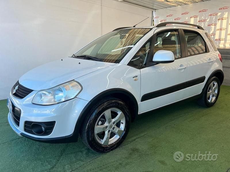 Usata Suzuki SX4 120 CV (88 kW) 2012 Bianco SUV