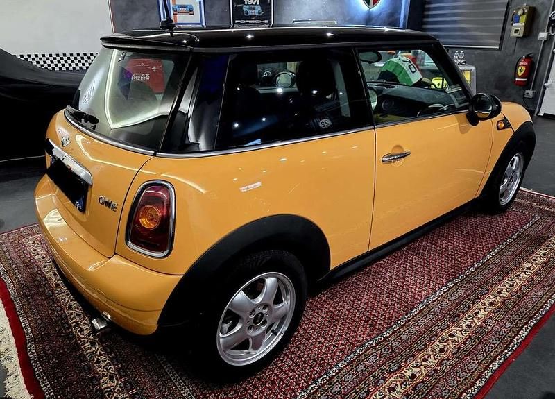 Usata Mini ONE 95 CV (69 kW) 2008 Utilitaria