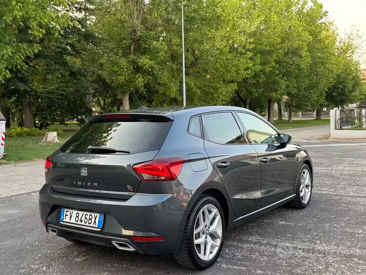 Usata Seat Ibiza FR 95 CV (69 kW) 2019 Blu Utilitaria