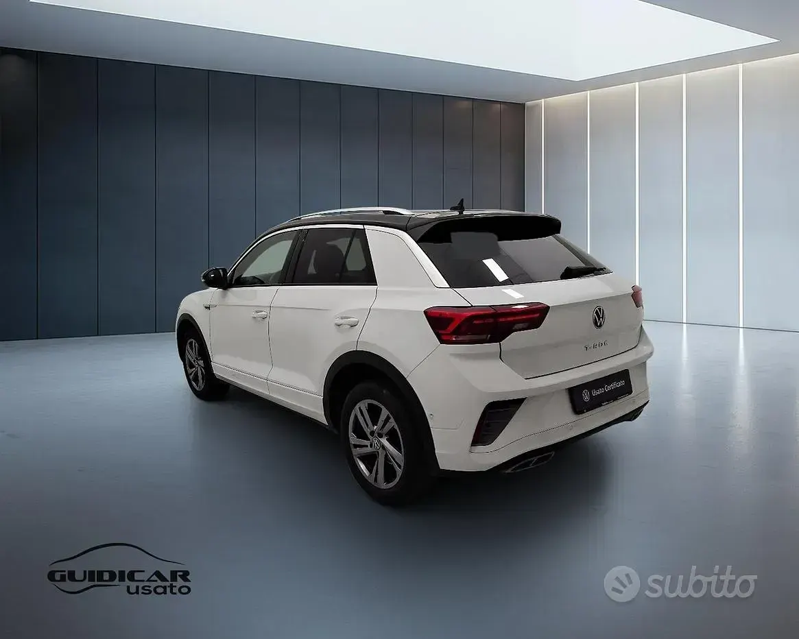 Usata VW T-Roc R-line 150 CV (110 kW) 2023 Bianco SUV
