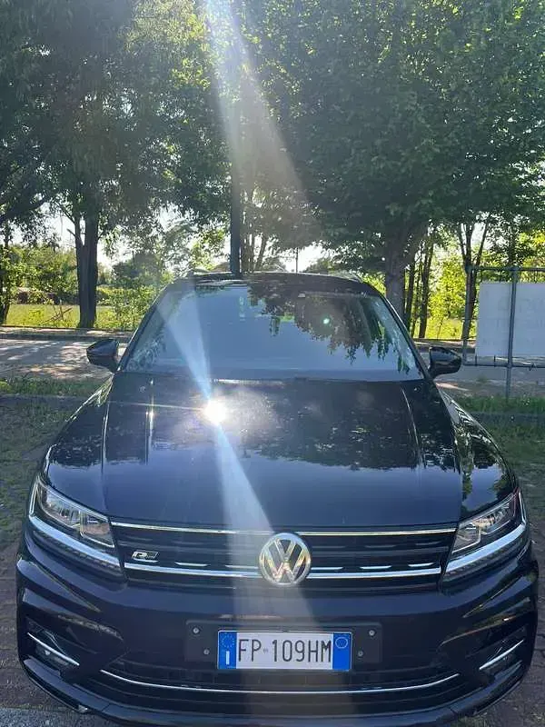 Usata VW Tiguan Sportline 116 CV (85 kW) 2018 Nero SUV