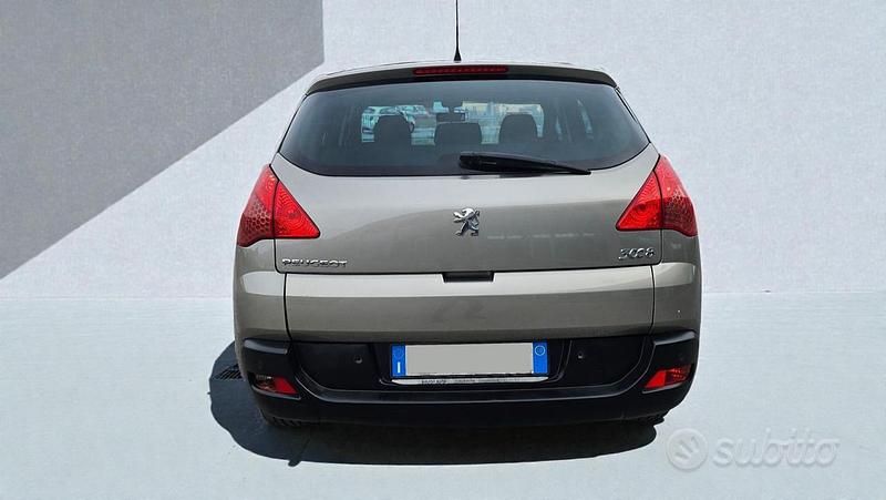 Usata Peugeot 3008 110 CV (80 kW) 2010 Beige metallizzato Station wagon