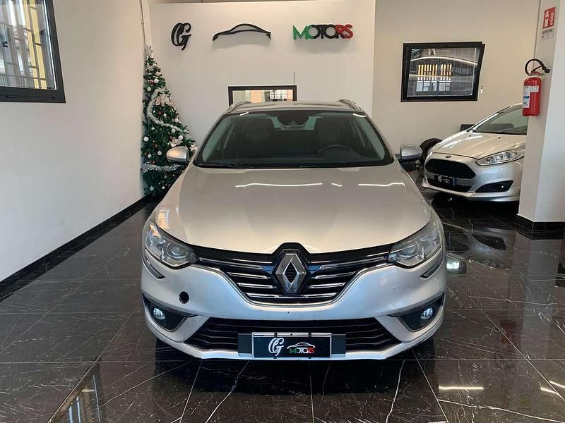 Usata Renault Mégane GrandTour Bose Edition 110 CV (80 kW) 2017 Argento Station wagon