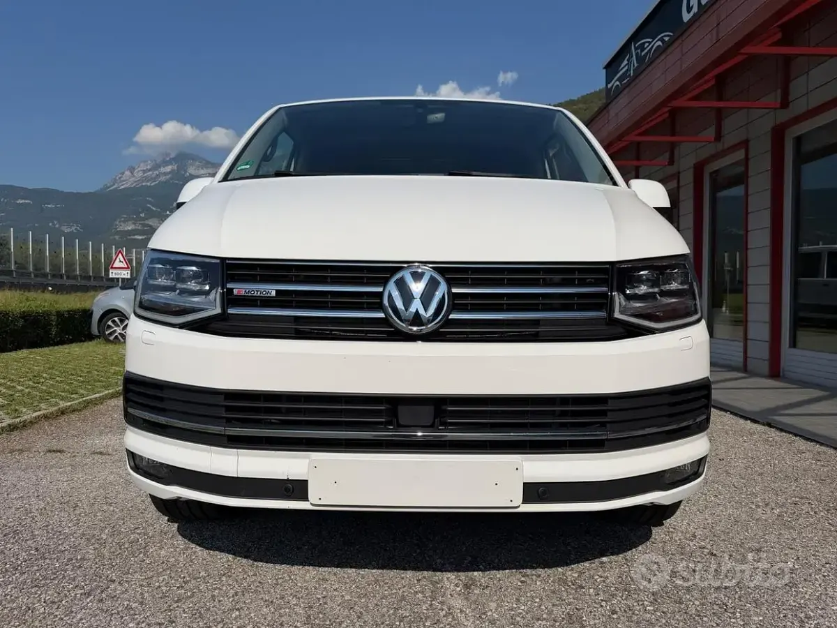 Usata VW Multivan Highline 204 CV (150 kW) 2018 Bianco Monovolume