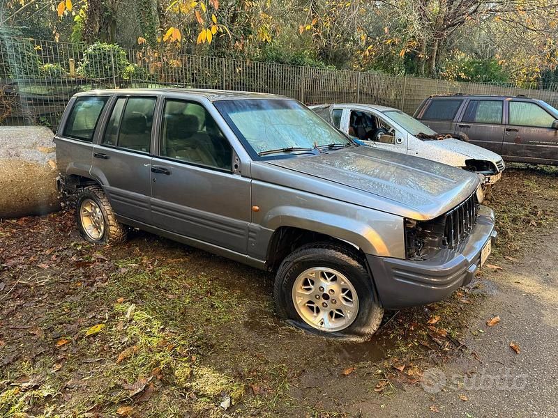 Usata Jeep Grand Cherokee Limited 1994 Grigio SUV