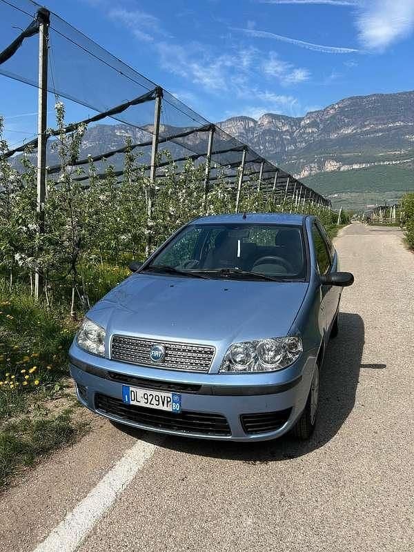 Usata Fiat Punto Dynamic 60 CV (44 kW) 2003 Utilitaria