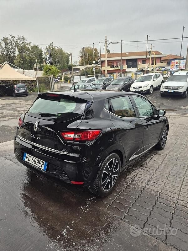 Usata Renault Clio IV Intens 90 CV (66 kW) 2016 Nero Berlina