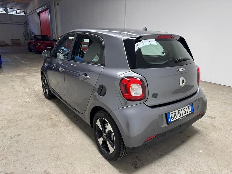 Usata Smart ForFour Electric Drive 41 kW (56 CV) 2020 Nero Utilitaria