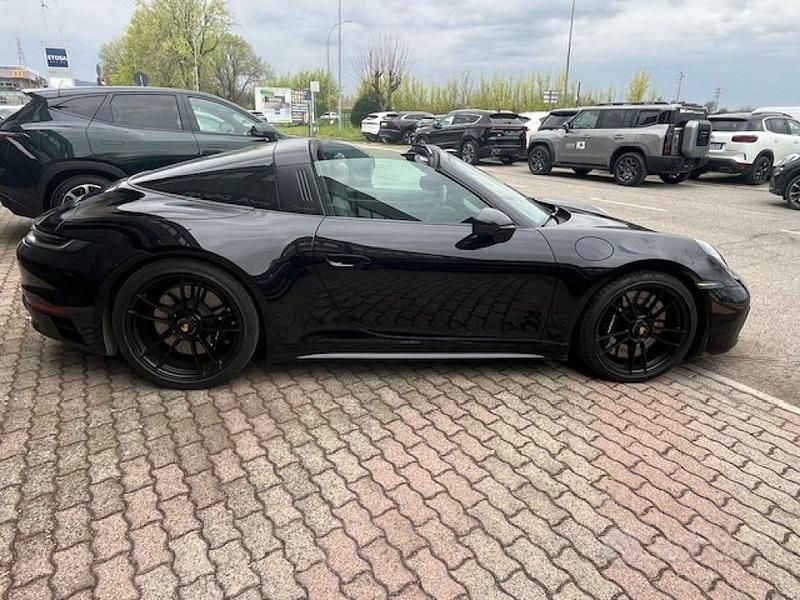 Usata Porsche 911 Targa 4 480 CV (353 kW) 2023 Nero Cabrio