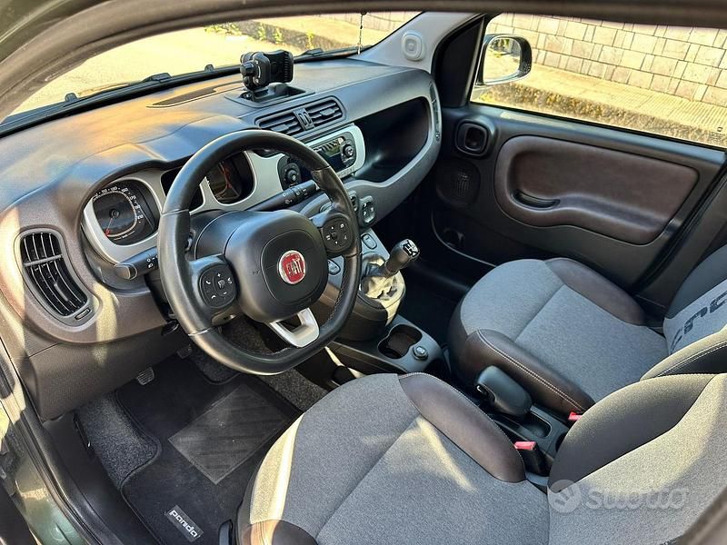Usata Fiat Panda Cross Cross 95 CV (69 kW) 2017 Verde Utilitaria