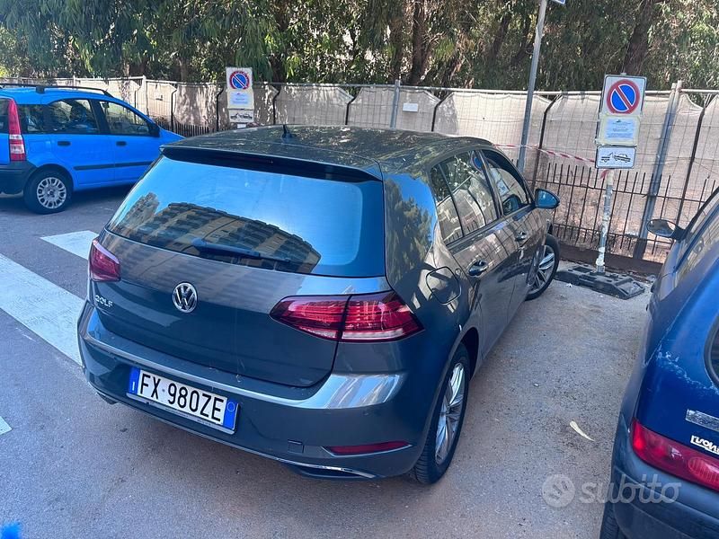 Usata VW Golf VII 115 CV (84 kW) 2019 Grigio Utilitaria