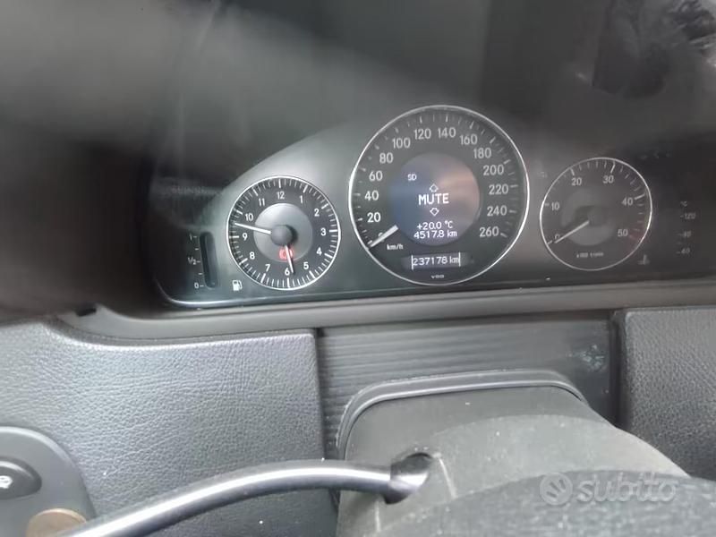 Usata Mercedes CLK270 170 CV (125 kW) 2006
