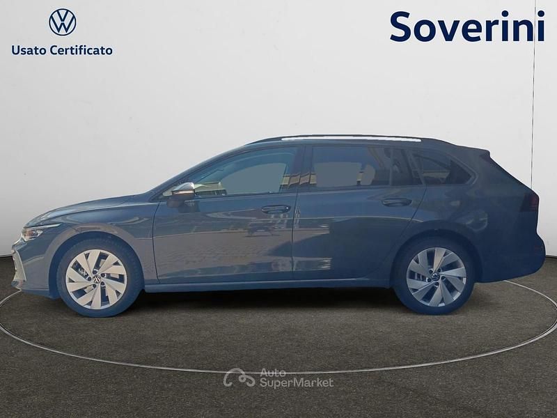 Usata VW Golf VIII Life 150 CV (110 kW) 2024 Grigio scuro Station wagon